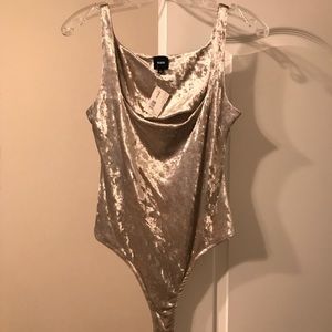 NWT Gold Bodysuit ✨ NYE outfit ✨